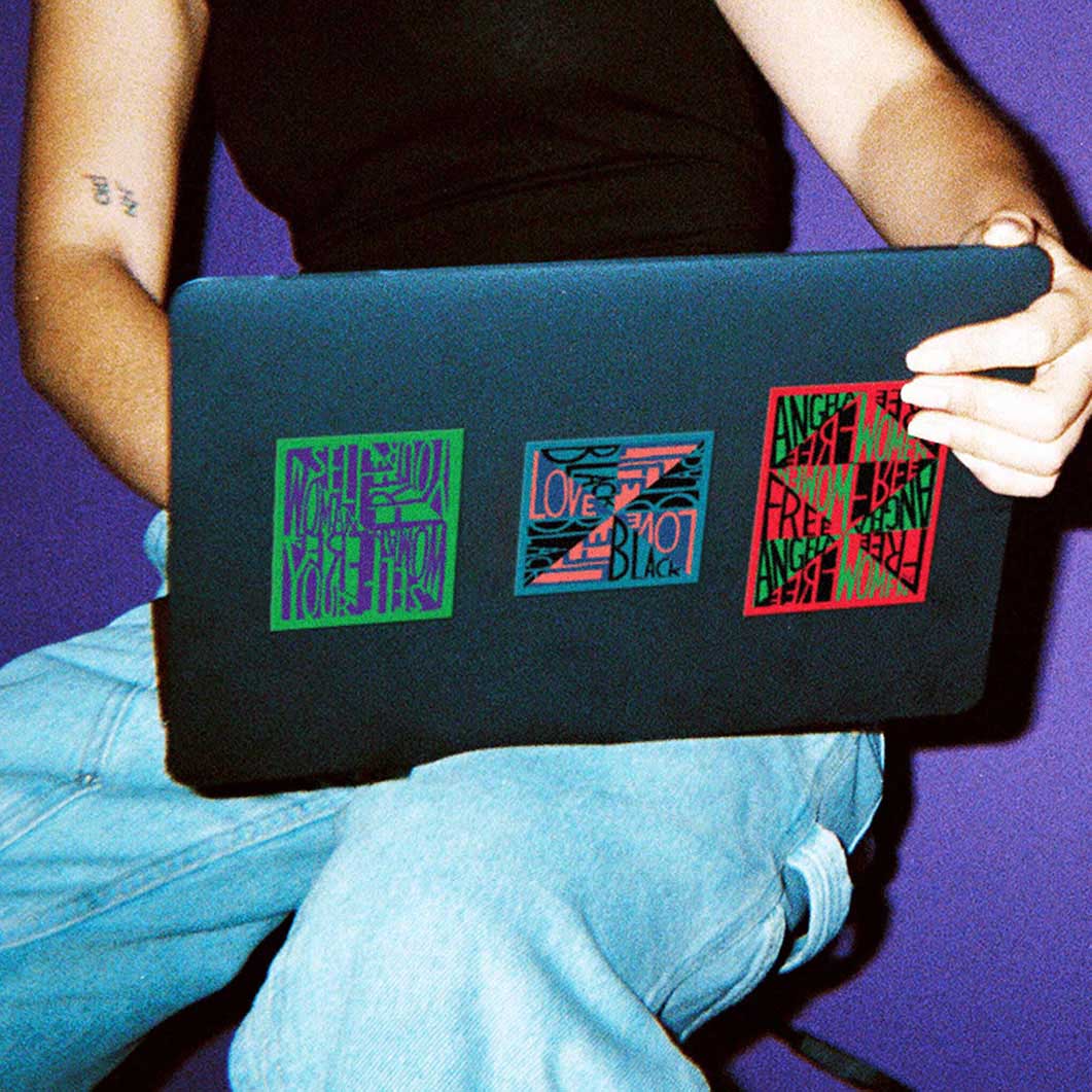 OS[h XebJ[ Woman Free Yourself