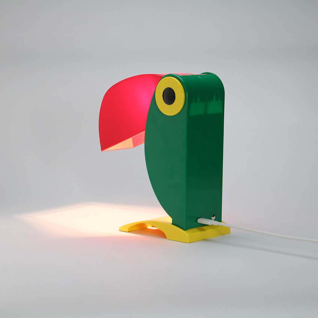 Toucan fXNv O[