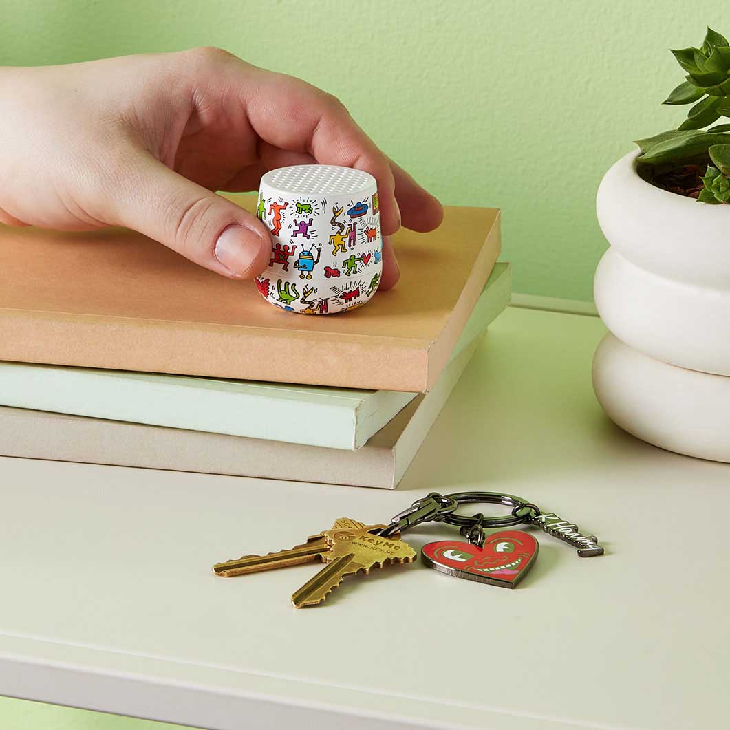 Lexon Mino�{ ���C�����X�X�s�[�J�[ Keith Haring Happy �z���C�g