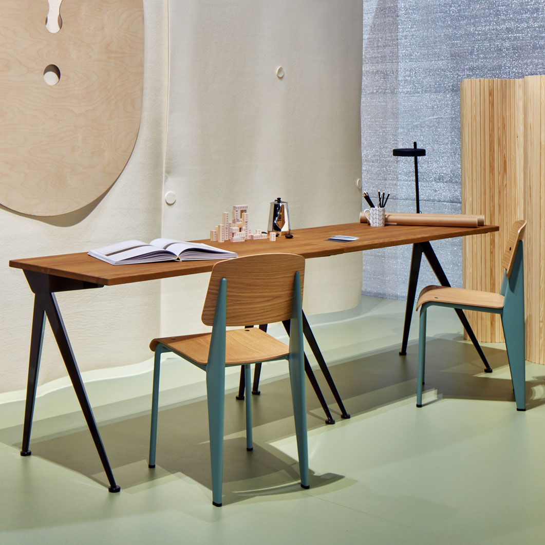 Vitra Prouve �X�^���_�[�h �`�F�A �i�`�������I�[�N x �u���[�f�B�i�X�e�B