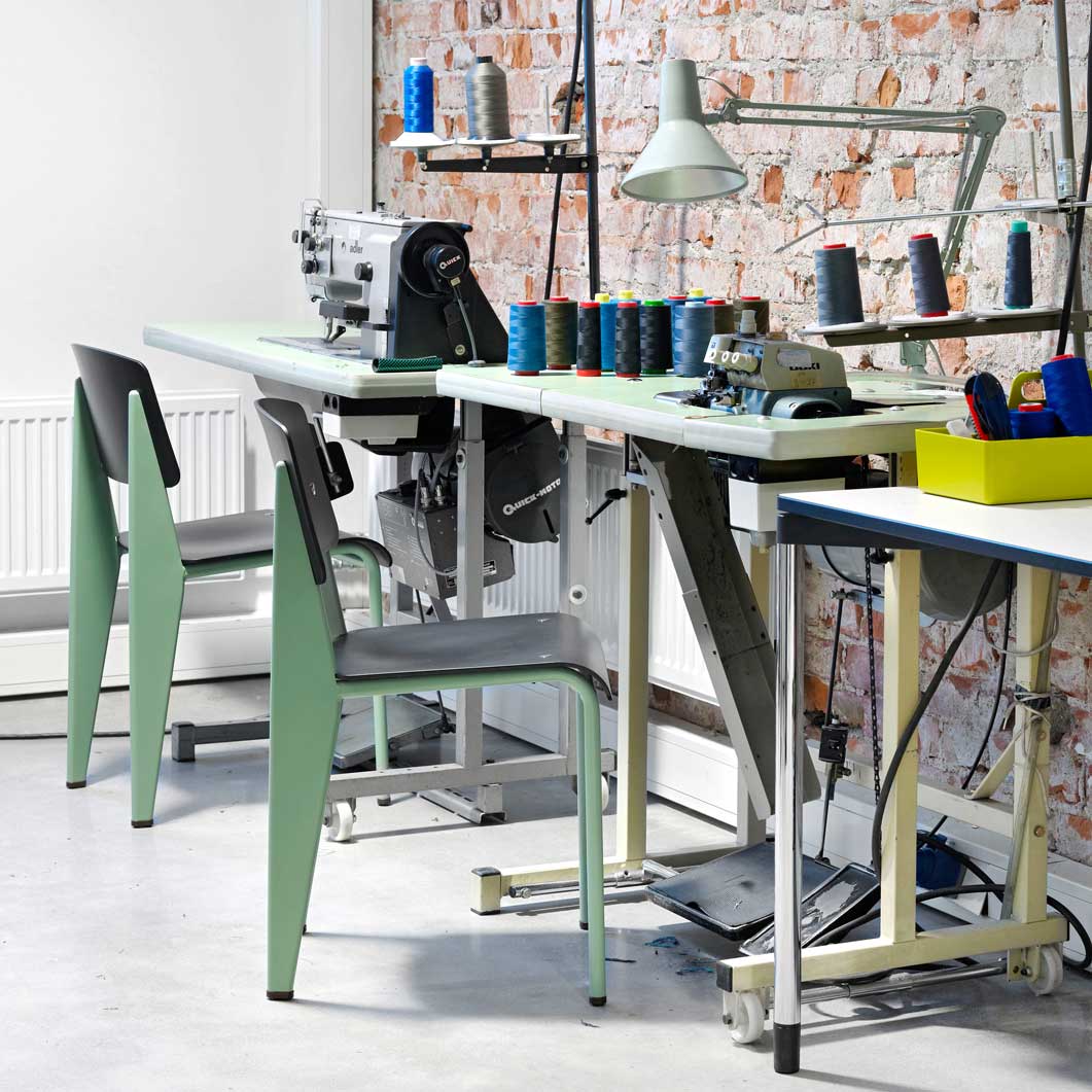 Vitra Prouve �X�^���_�[�h SP �`�F�A �o�T���g x �u�����F�[��