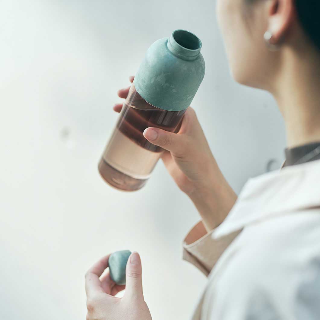 Water Bottle Green x Coral