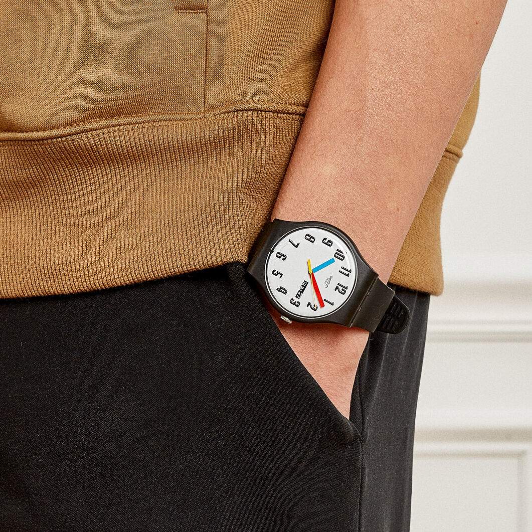 Swatch エレメンタリー ウォッチ ブラック:ファッション