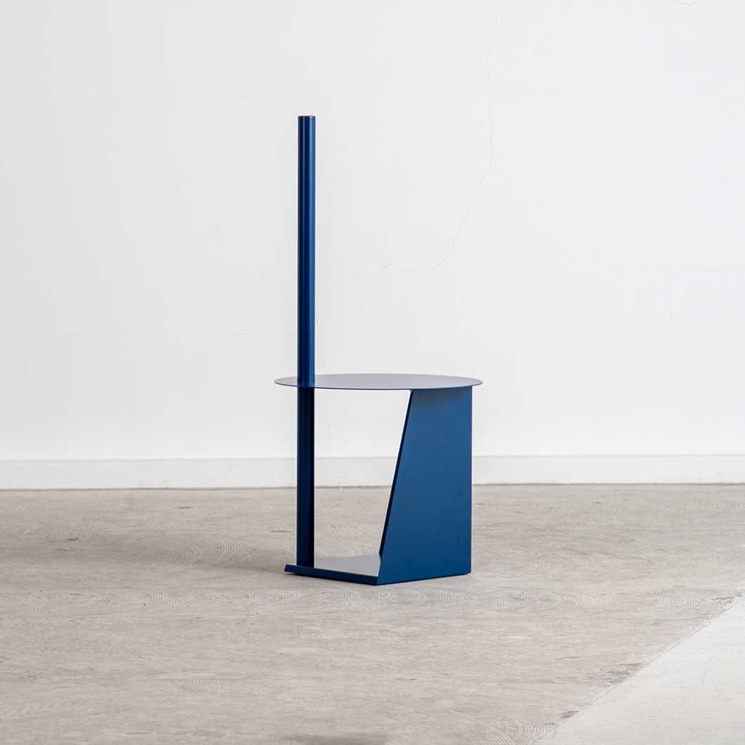 Bag Stand Stool �_�[�N�u���[