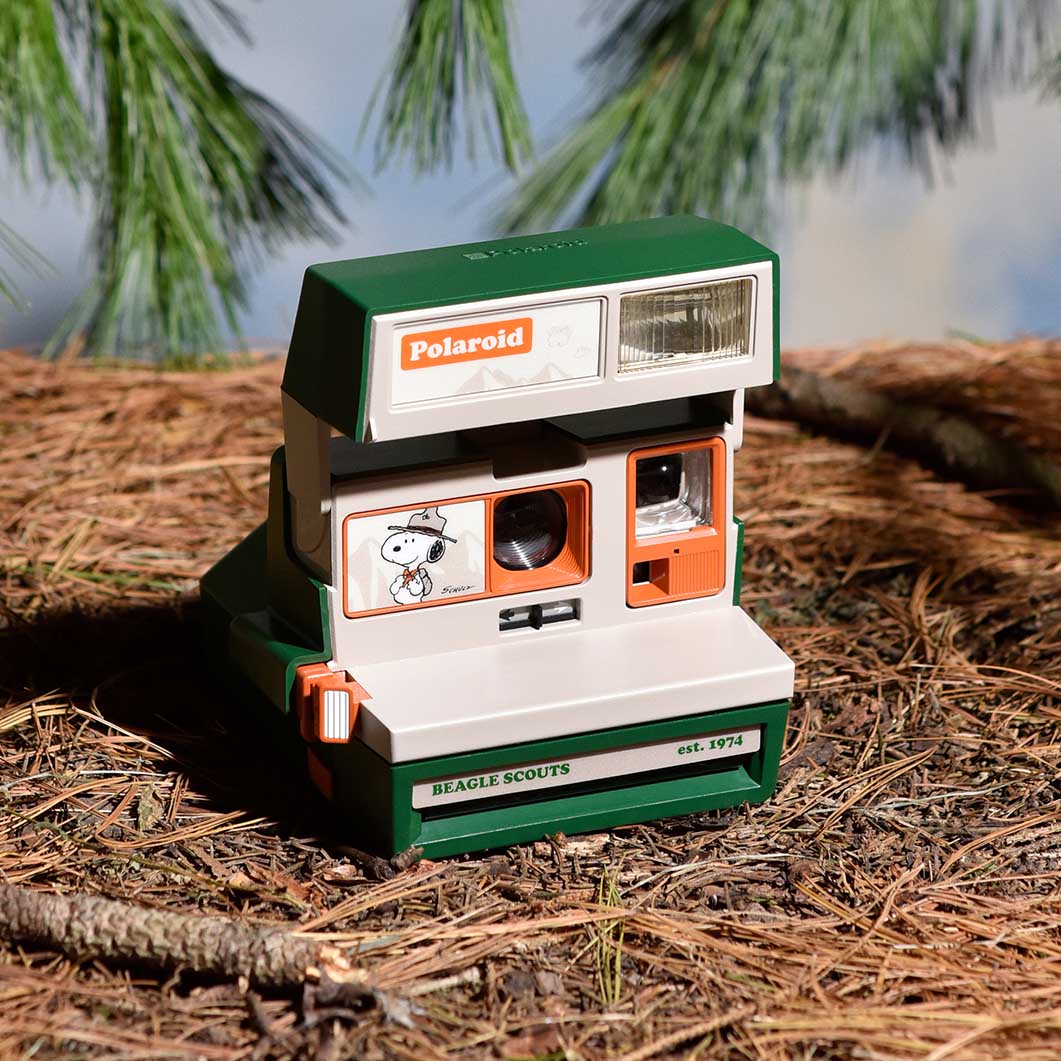 Snoopy's Beagle Scouts Polaroid 600 �C���X�^���g�t�B�����J����