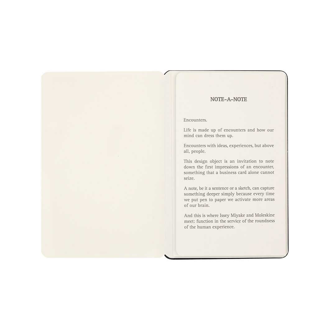 Issey Miyake Moleskine �m�[�g �J�[�h�P�[�X �C�G���[