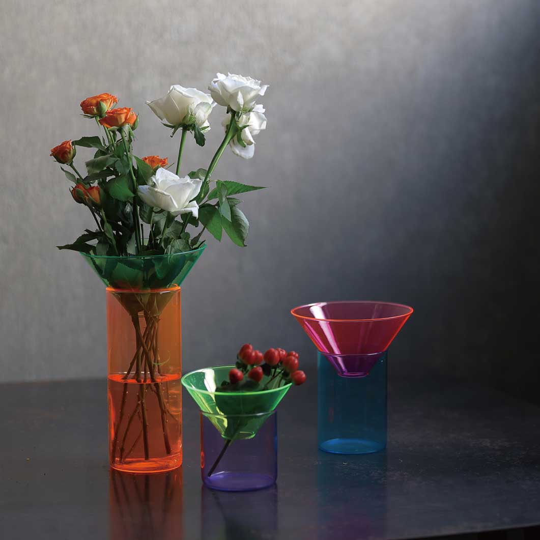 Neon Glass Vase ���[�W