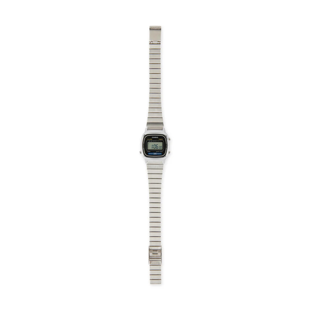 Casio �E�H�b�` LA670WA