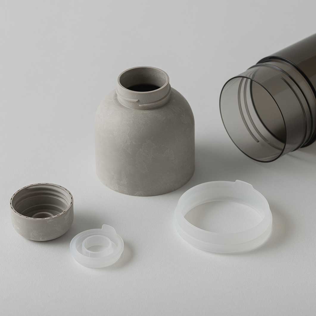 Water Bottle Gray x Darkmoss