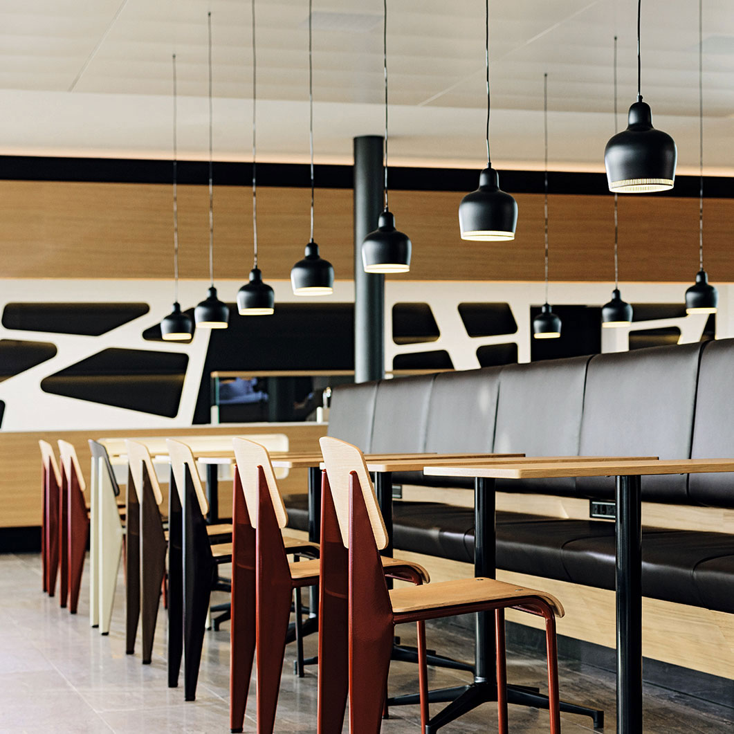 Vitra Prouve �X�^���_�[�h �`�F�A �i�`�������I�[�N x �f�B�[�v�u���b�N