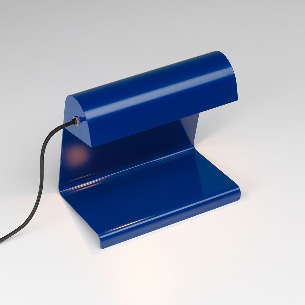 Vitra Prouve �����v �h �r���[�� �u���[�}���N�[��