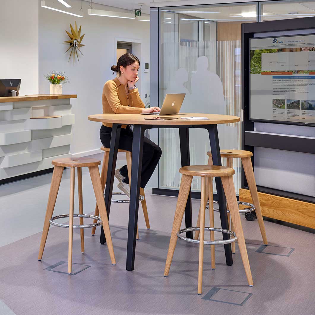 Vitra Prouve �^�u�� �I �X�c�[�� �i�`�������I�[�N �\���b�h