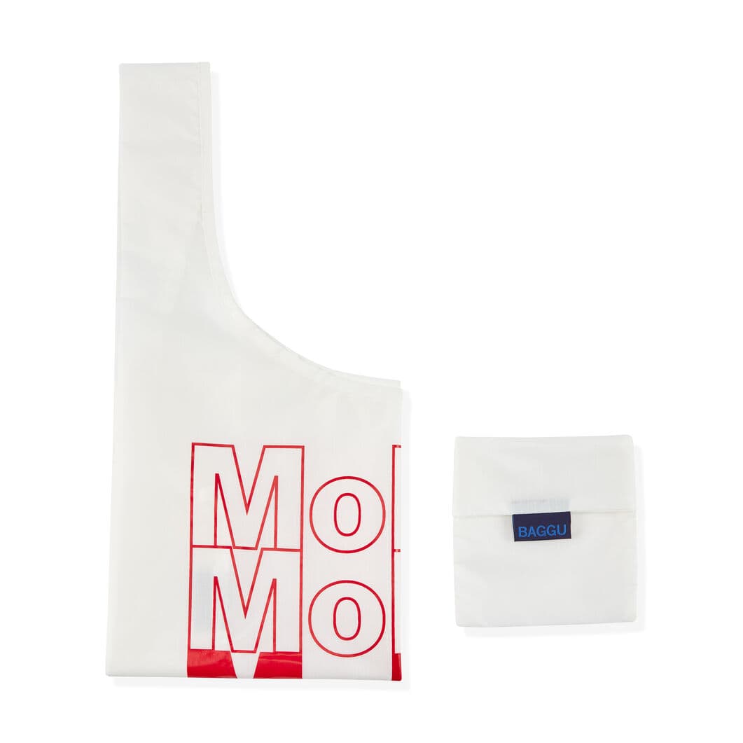 Baggu スタンダードバッグ MoMA ロゴ(<MoMA> ロゴ):ファッション