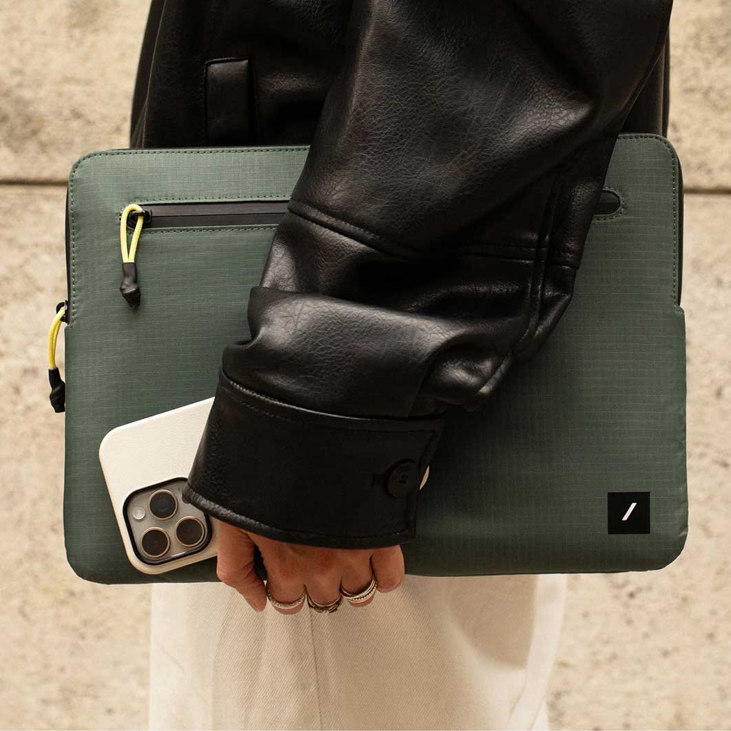 Native Union Sleeve For Macbook 16 �T���h�X�g�[��