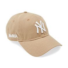NY ヤンキースキャップ キャメル MoMA Editionの商品画像