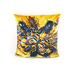 Seletti Wears Toiletpaper クッション Insectsの商品画像