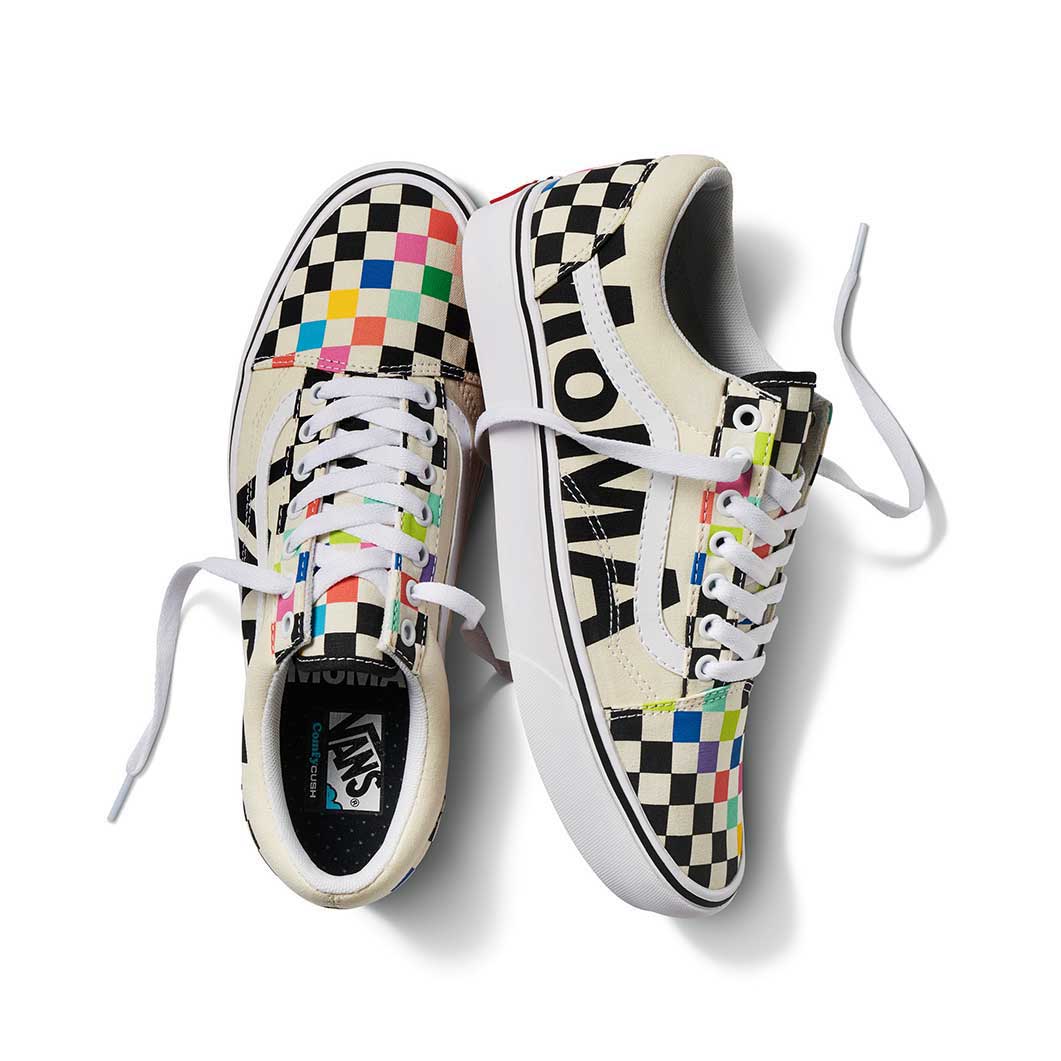 Vans And Moma コンフィクッシュ オールドスクール Moma Unisex 23 5cm 23 5cm ファッション