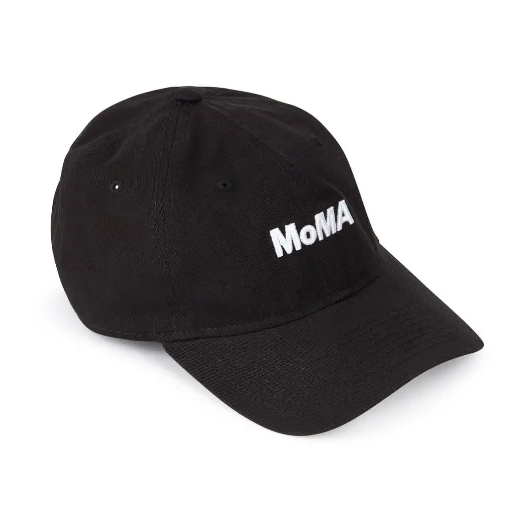 MoMA Logo �L���b�v �u���b�N