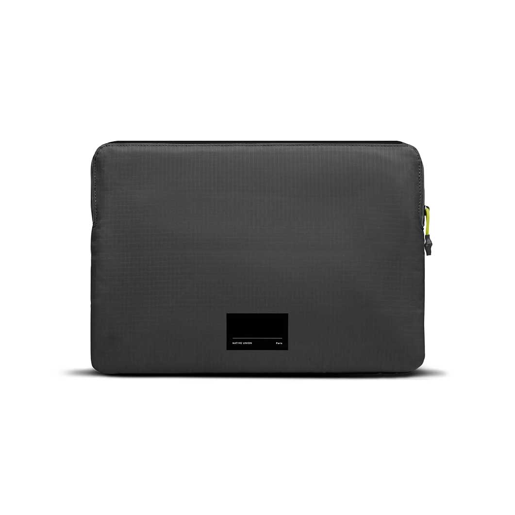 Native Union Sleeve For Macbook 16 �u���b�N