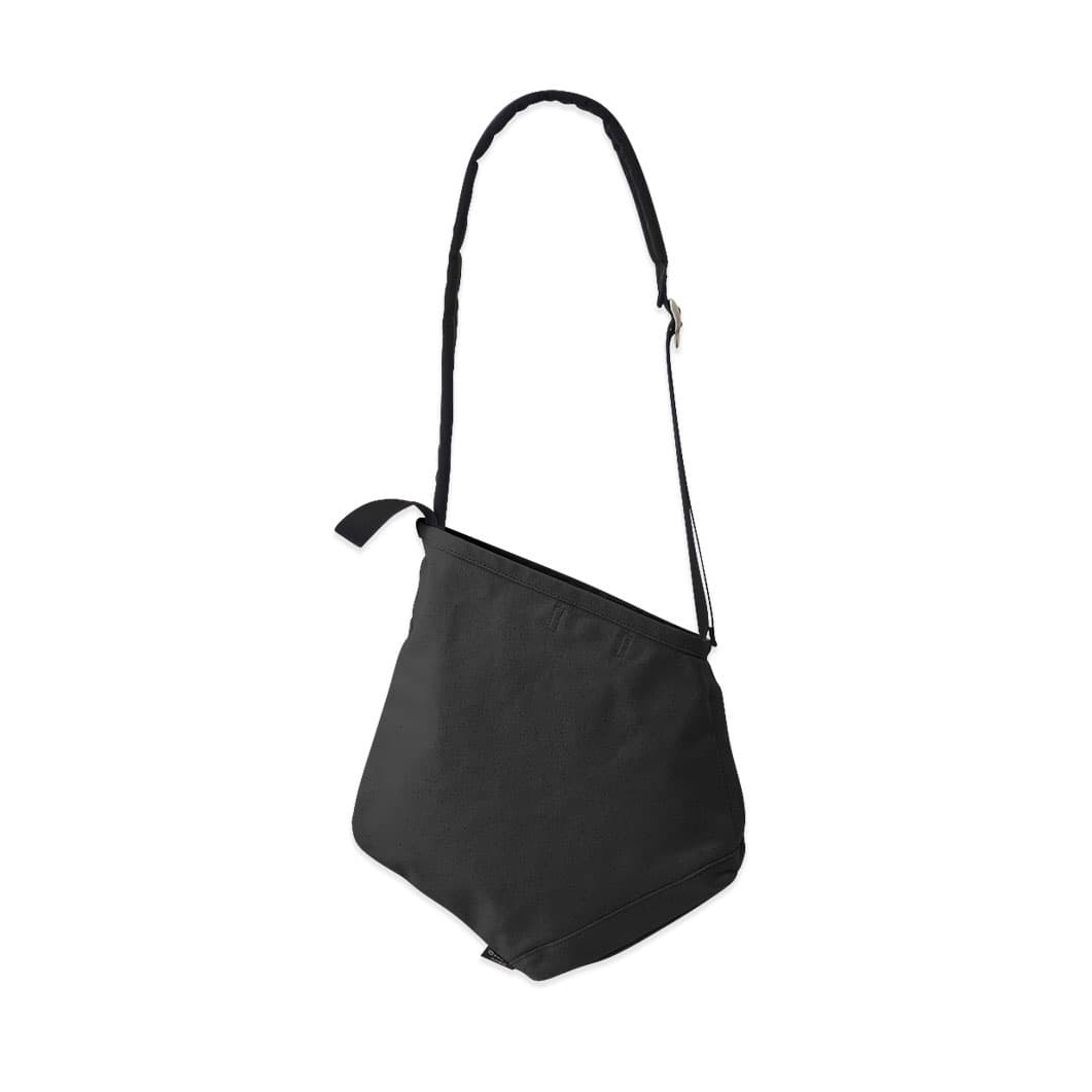 ＜MoMA＞ ruck-tote ブラック スモール