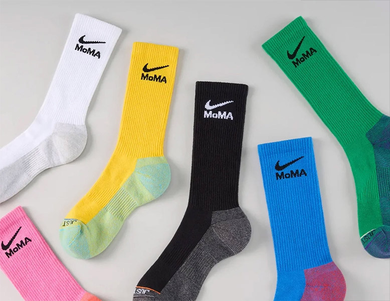 Nike"